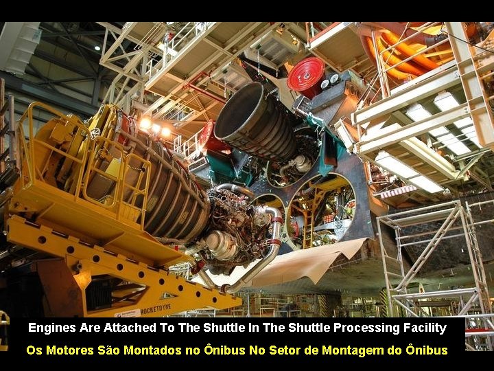 Engines Are Attached To The Shuttle In The Shuttle Processing Facility Os Motores São