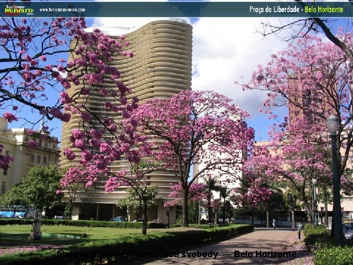 budova Niemeyer na náměstí svobody — Belo Horizonte 