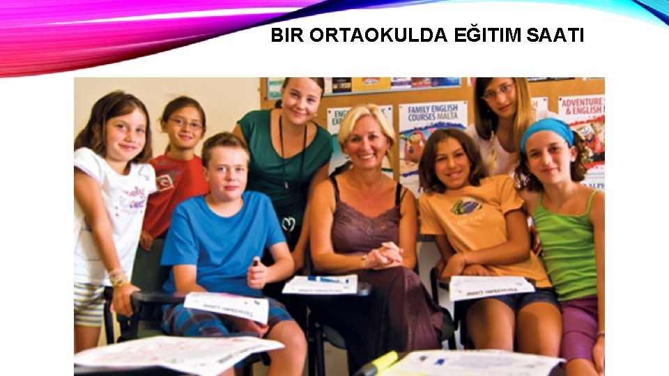 BIR ORTAOKULDA EĞITIM SAATI 