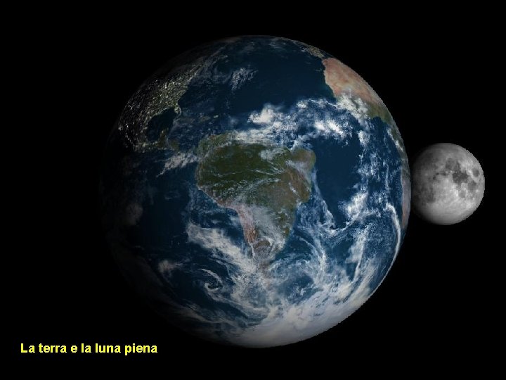 La terra e la luna piena 