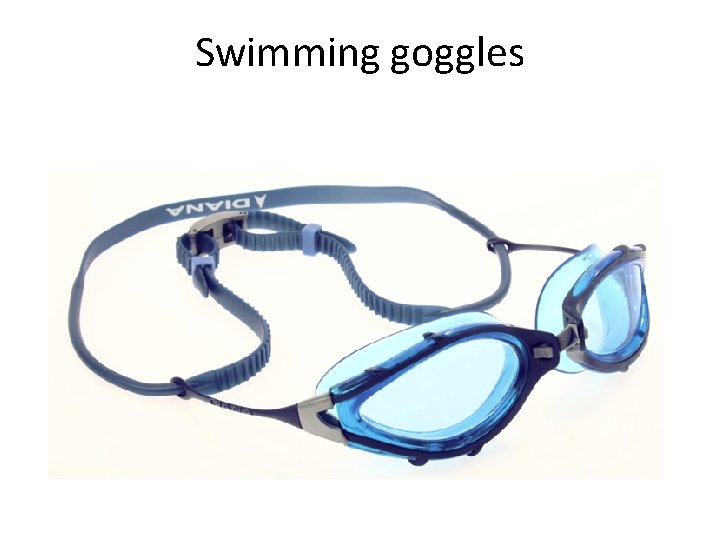 Swimming goggles 