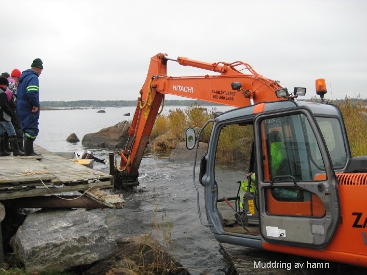 Harrström ungdoms. Muddring och hembygdsförening av hamn 