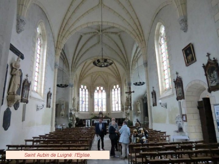 Saint Aubin de Luigné: l'Eglise. 