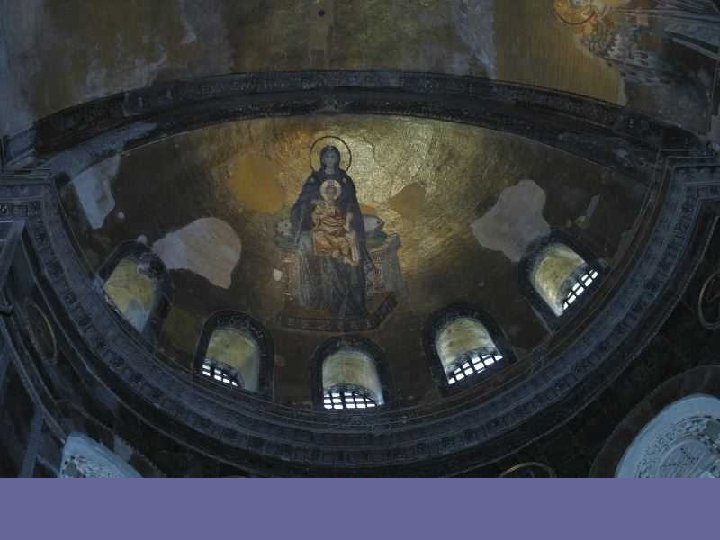  • Más relacionada con el culto imperial está la "VIRGEN DE LAS VICTORIAS"