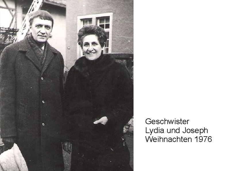 Geschwister Lydia und Joseph Weihnachten 1976 