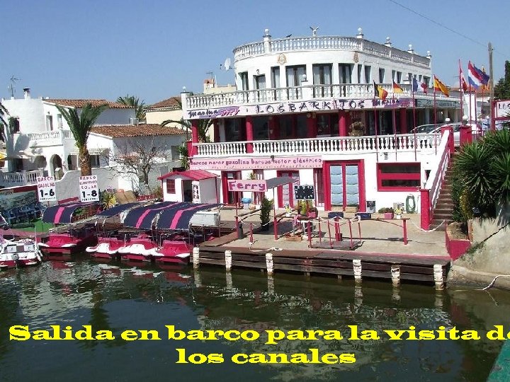 Salida en barco para la visita de los canales 