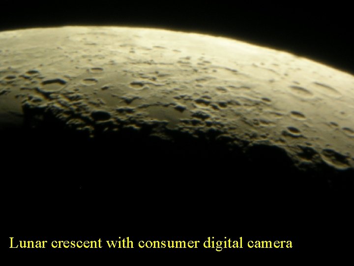 Lunar crescent with consumer digital camera 