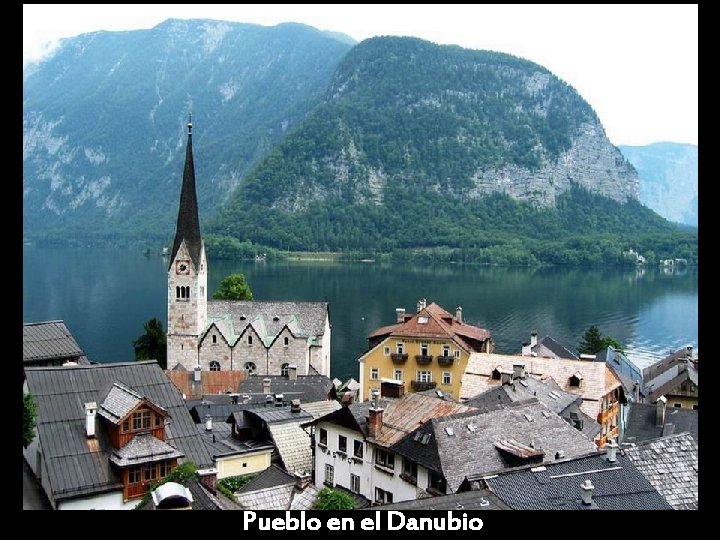 Pueblo en el Danubio 