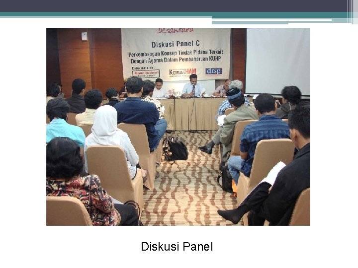 Diskusi Panel 