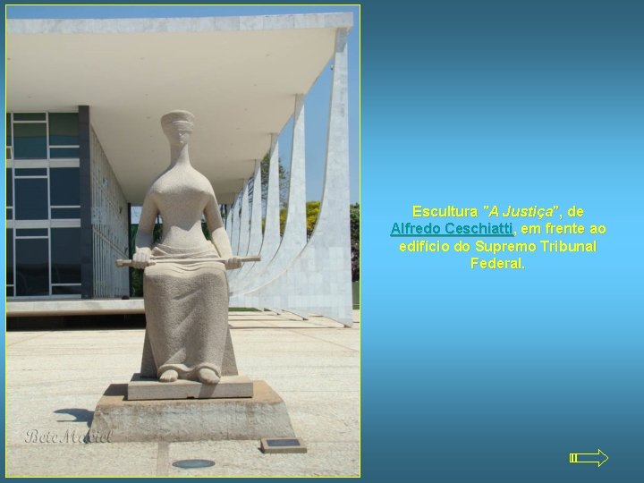 Escultura "A Justiça", de Alfredo Ceschiatti, em frente ao edifício do Supremo Tribunal Federal.
