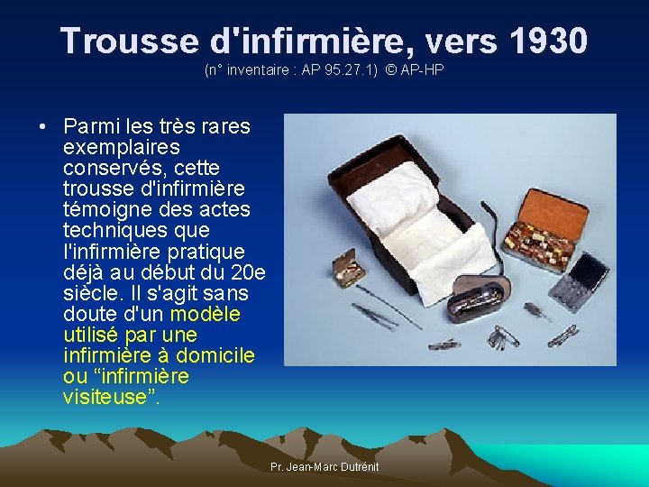 Trousse d'infirmière, vers 1930 (n° inventaire : AP 95. 27. 1) © AP-HP •