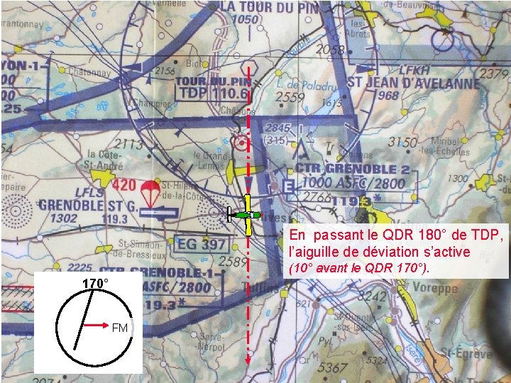 Utilisation du VOR en flanquement En passant le QDR 180° de TDP, l’aiguille de