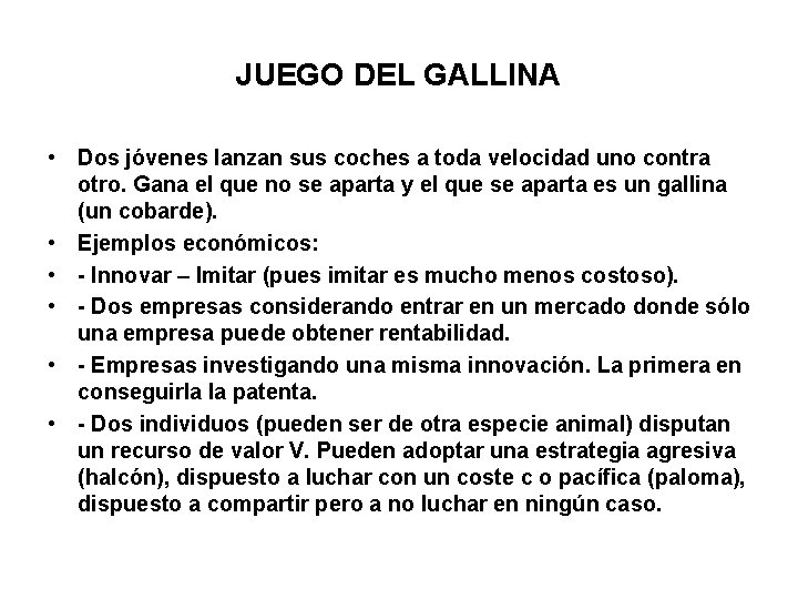 JUEGO DEL GALLINA • Dos jóvenes lanzan sus coches a toda velocidad uno contra