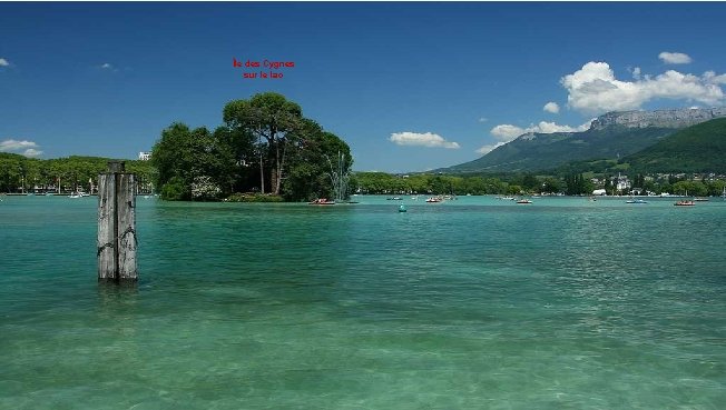 Île des Cygnes sur le lac 