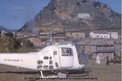 En 1959, Bell 47 J à Aougini-Gegrane, en Kabylie (André Morel) 