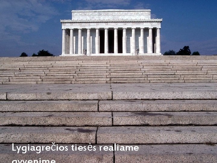 Lygiagrečios tiesės realiame 