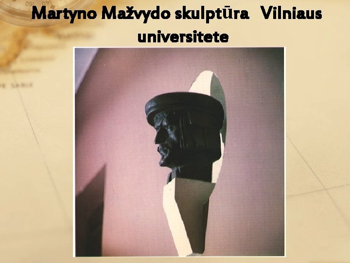 Martyno Mažvydo skulptūra Vilniaus universitete 