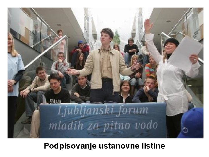 Podpisovanje ustanovne listine 