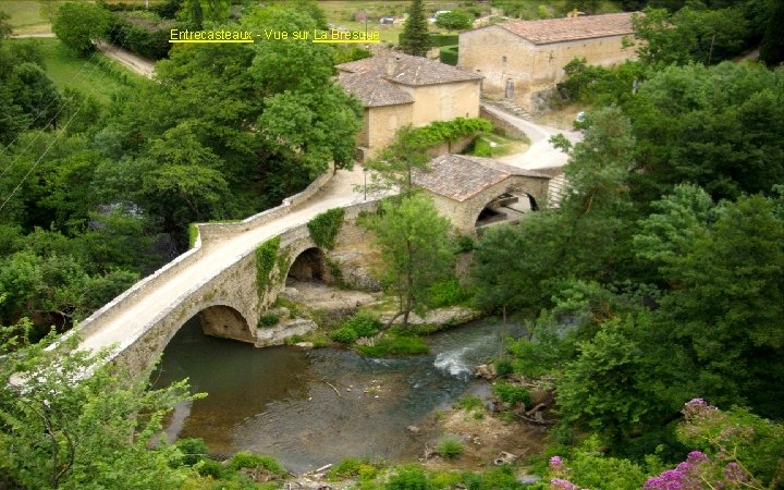 Entrecasteaux - Vue sur La Bresque 