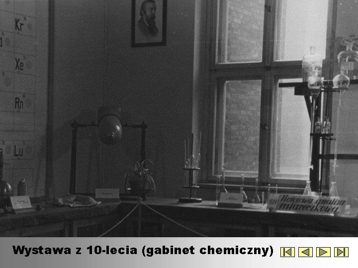 Wystawa z 10 -lecia (gabinet chemiczny) 