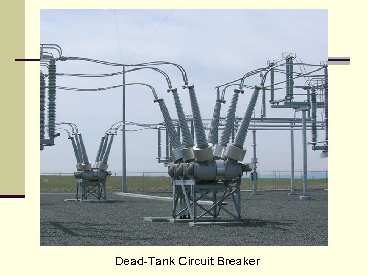 Dead-Tank Circuit Breaker 