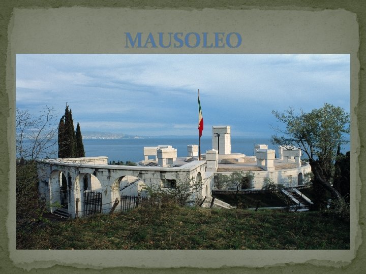 MAUSOLEO 