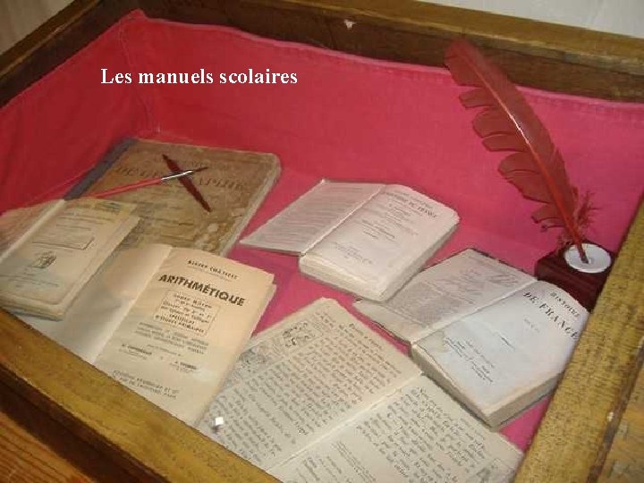 Les manuels scolaires 