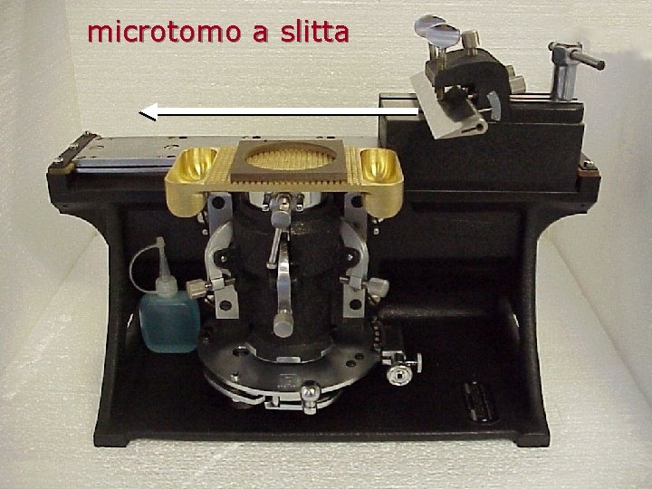 microtomo a slitta 