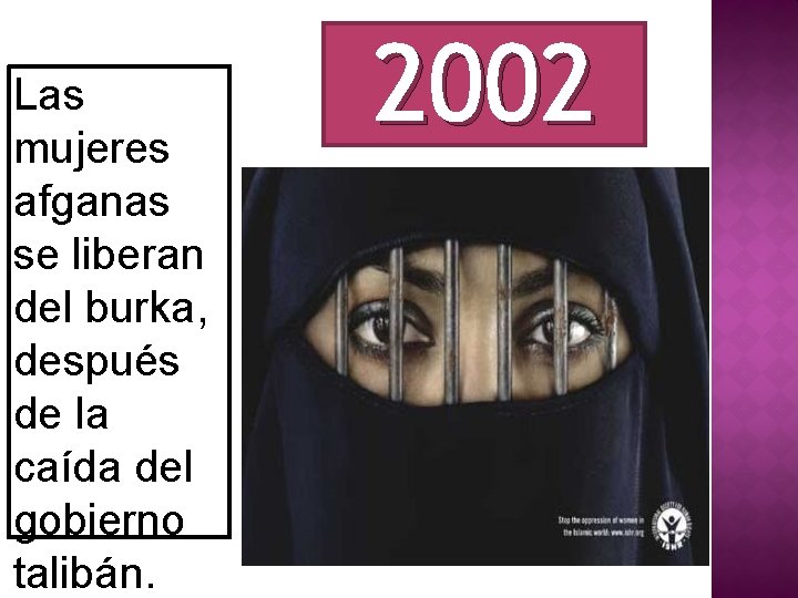 Las mujeres afganas se liberan del burka, después de la caída del gobierno talibán.