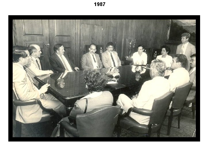 1987 