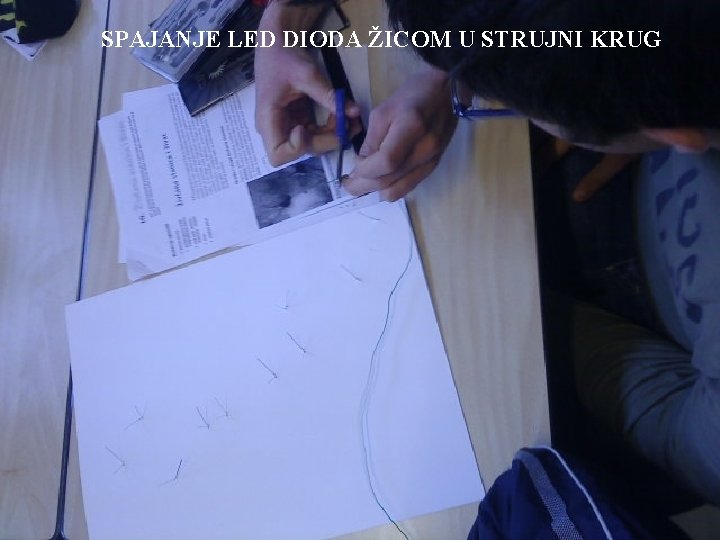 SPAJANJE LED DIODA ŽICOM U STRUJNI KRUG 