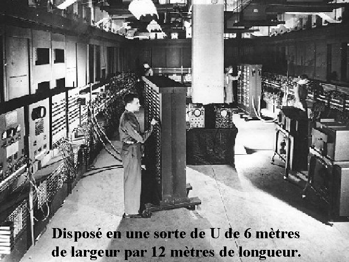 Disposé en une sorte de U de 6 mètres de largeur par 12 mètres