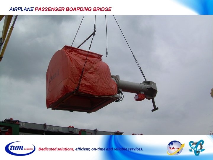 AIRPLANE PASSENGER BOARDING BRIDGE AIRPLANE PASSENGER BOARDING BRIDGE