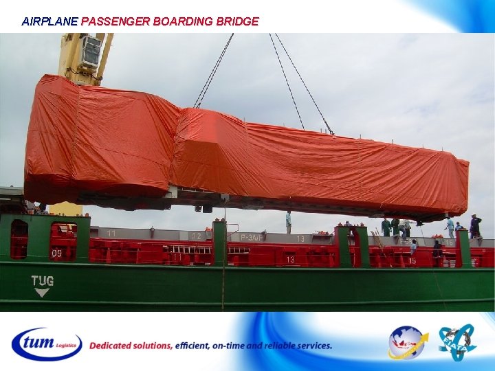 AIRPLANE PASSENGER BOARDING BRIDGE AIRPLANE PASSENGER BOARDING BRIDGE