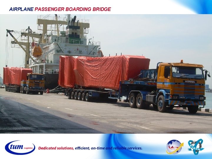 AIRPLANE PASSENGER BOARDING BRIDGE AIRPLANE PASSENGER BOARDING BRIDGE