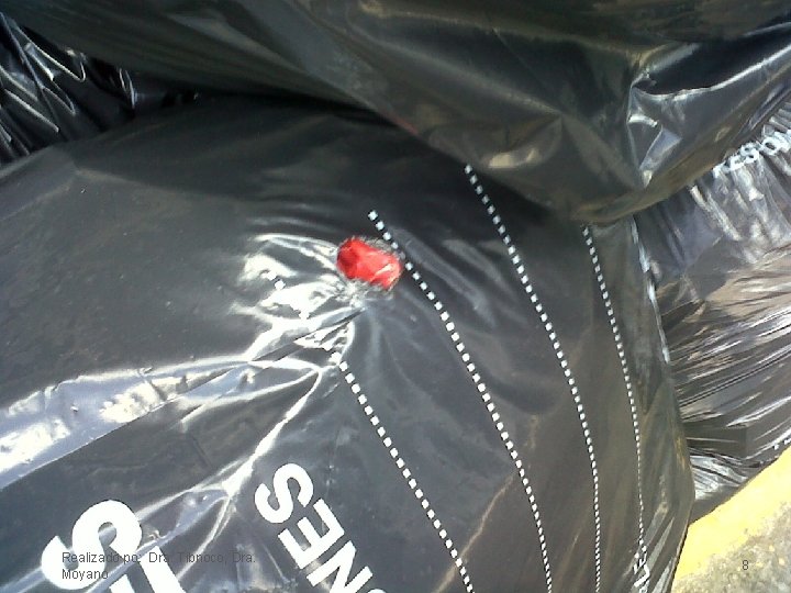 Realizado po: Dra. Tibnoco, Dra. Moyano 8 