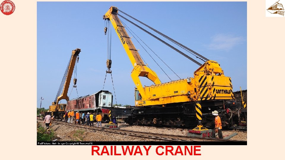 RAILWAY CRANE 