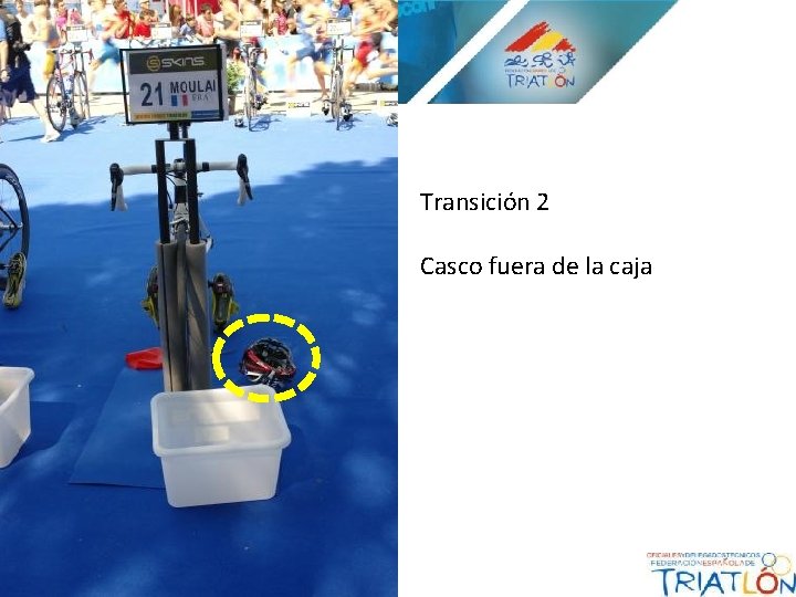 Transición 2 Casco fuera de la caja 