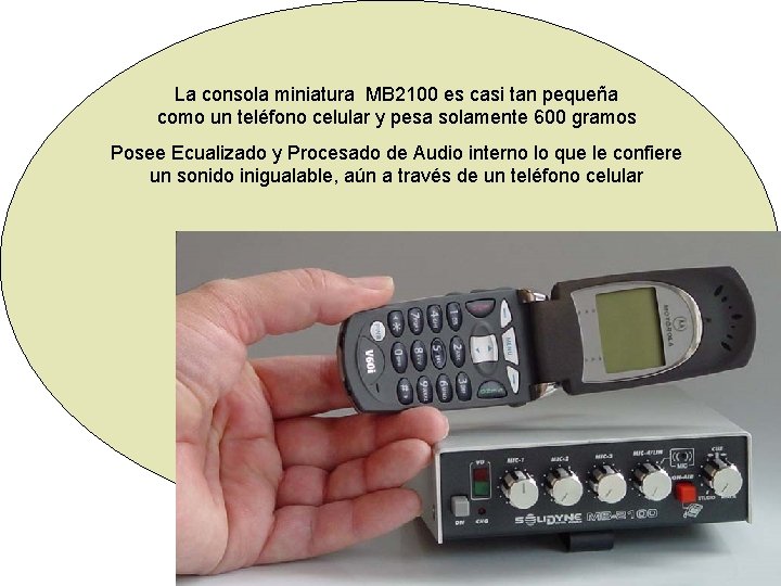 La consola miniatura MB 2100 es casi tan pequeña como un teléfono celular y La consola miniatura MB 2100 es casi tan pequeña como un teléfono celular y