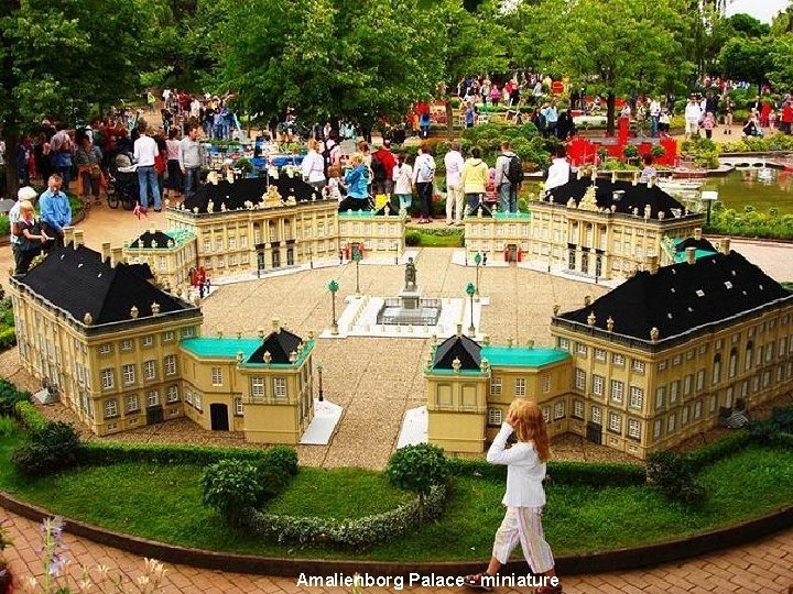 Amalienborg Palace - miniature 