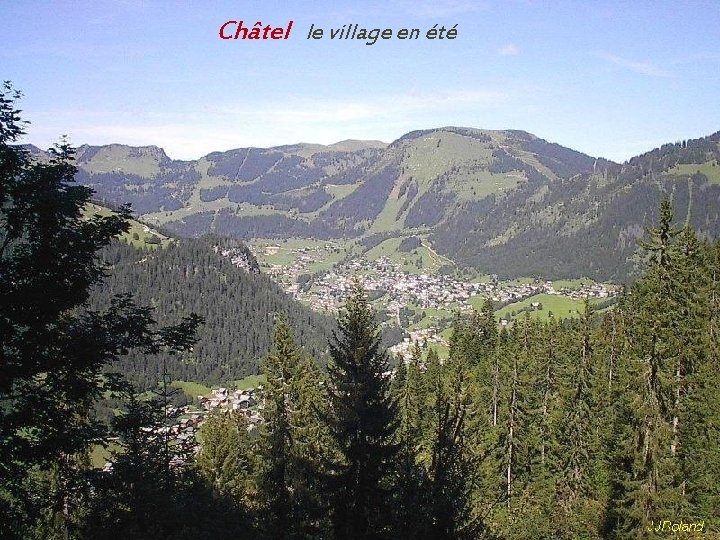 Châtel le village en été 