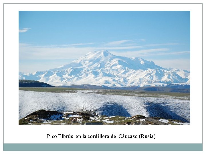 Pico Elbrús en la cordillera del Cáucaso (Rusia) 