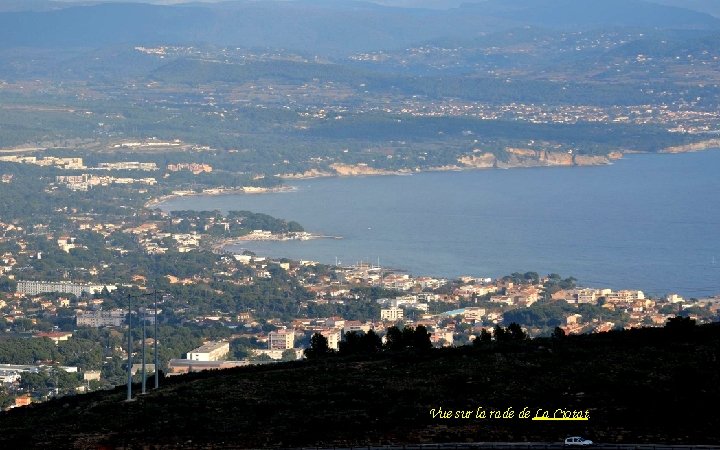 Vue sur la rade de La Ciotat. 