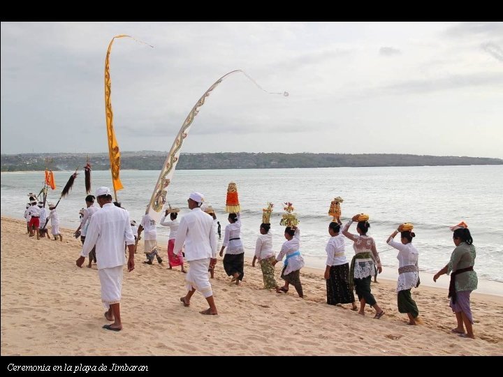 Ceremonia en la playa de Jimbaran 