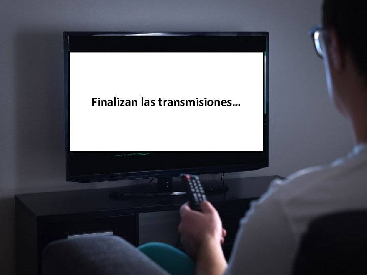 Junto con la radio, la televisión abierta es una de las pocas tecnologías presentes