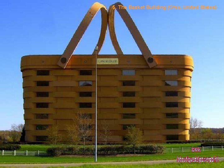 5. The Basket Building (Ohio, United States) 