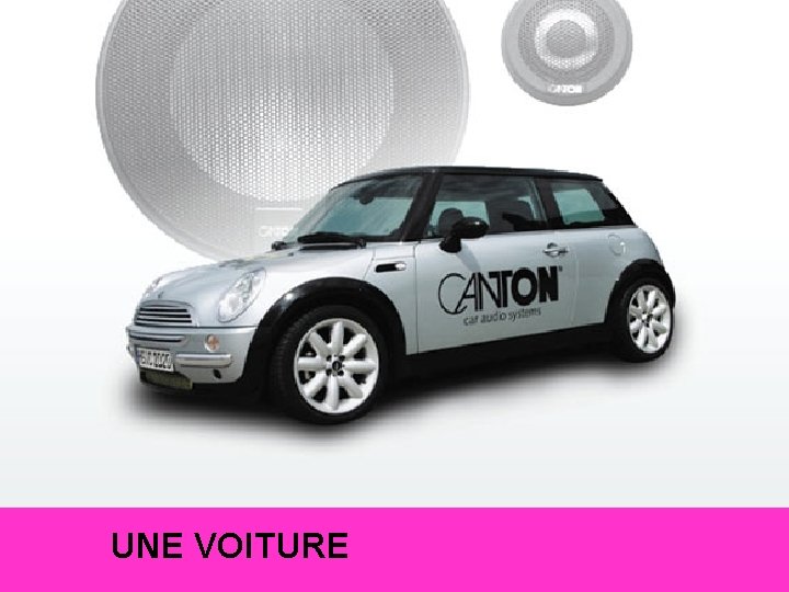 UNE VOITURE 