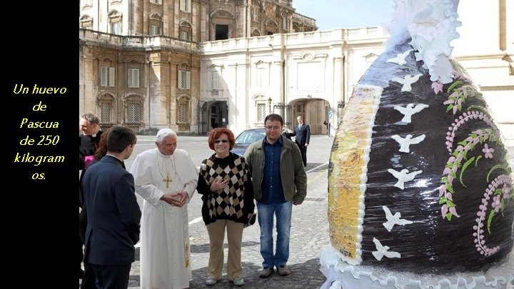 Un huevo de Pascua de 250 kilogram os. 