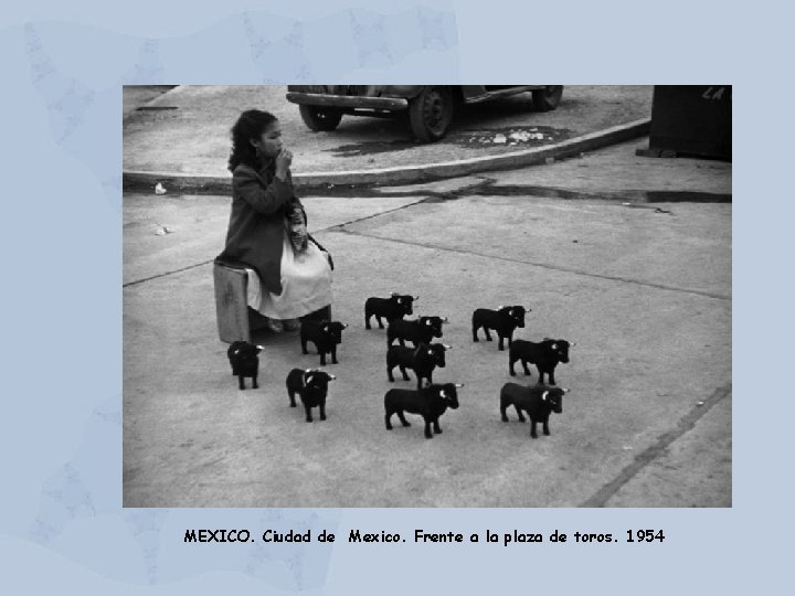MEXICO. Ciudad de Mexico. Frente a la plaza de toros. 1954 