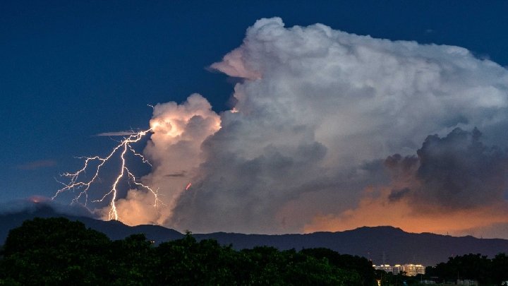 www. metoffice. gov. uk © Crown copyright Met Office © Crown Copyright 2016, Met www. metoffice. gov. uk © Crown copyright Met Office © Crown Copyright 2016, Met